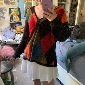 Cute white pleated tennis skirt